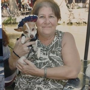 Meet your Posher, Dana